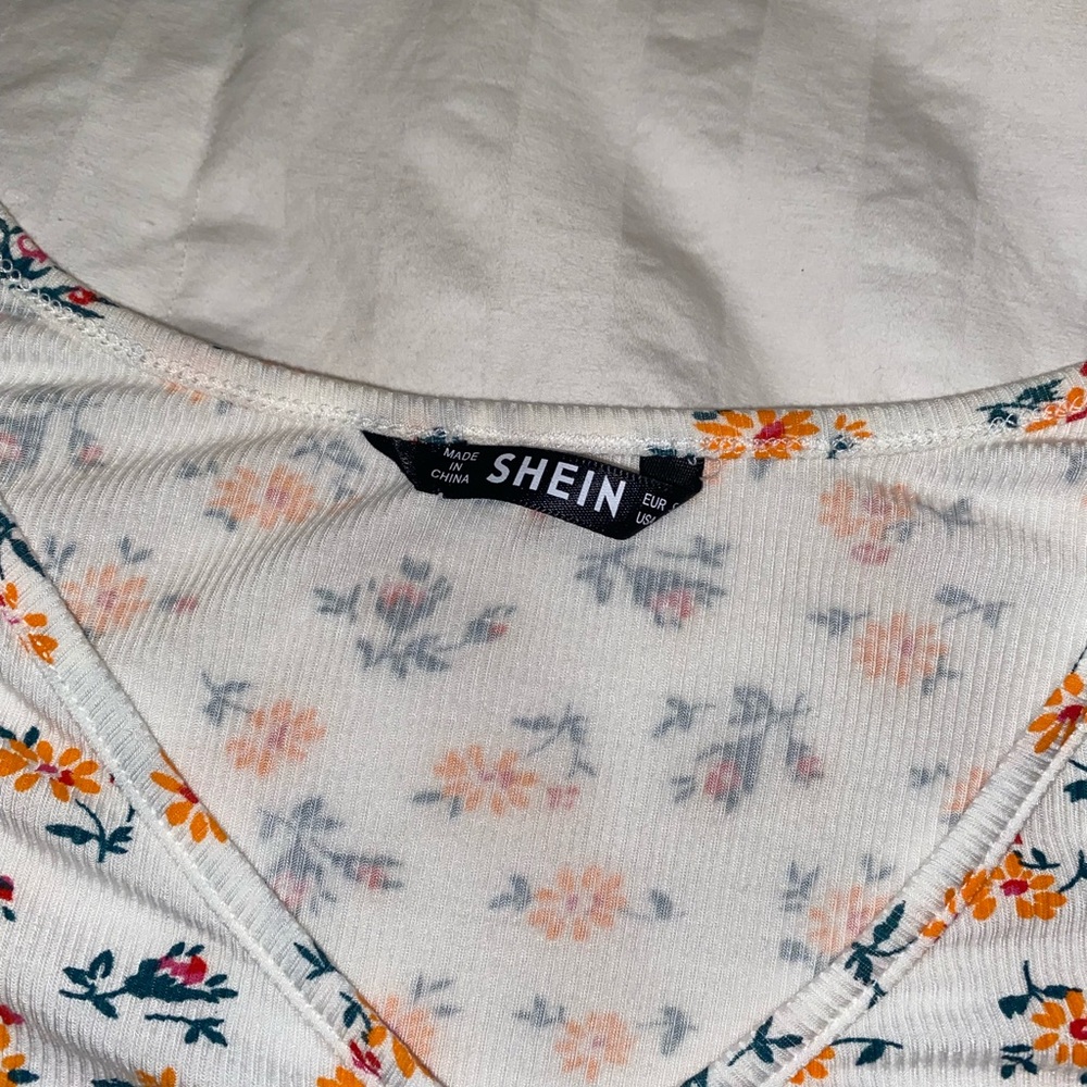 Shein Ruffled Crop Top - Picture 2 of 2